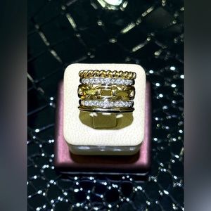 Stylish Diamond Ring In 14k Yellow & White Gold